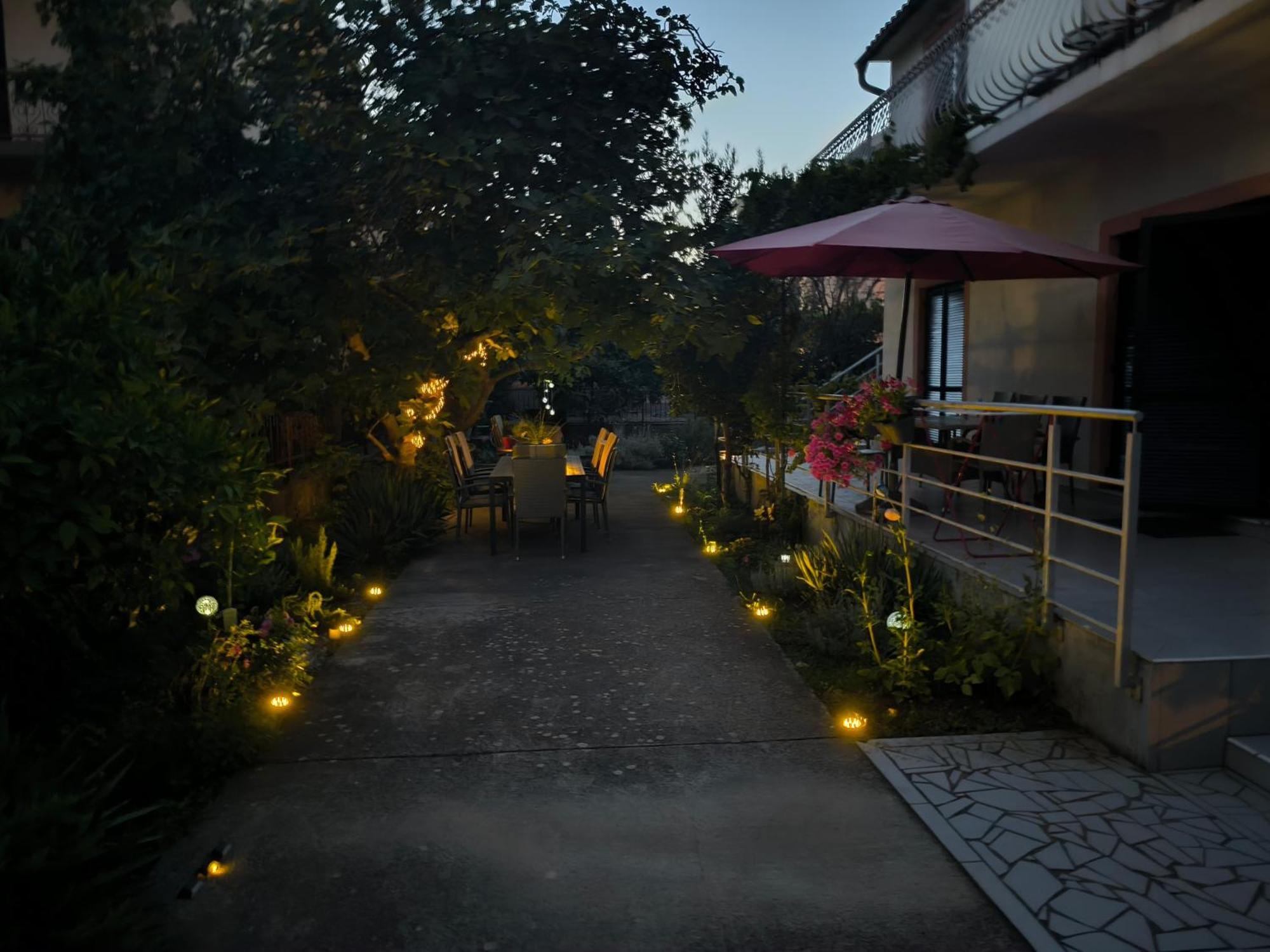 Apartmani Jadranka Vodice Bagian luar foto