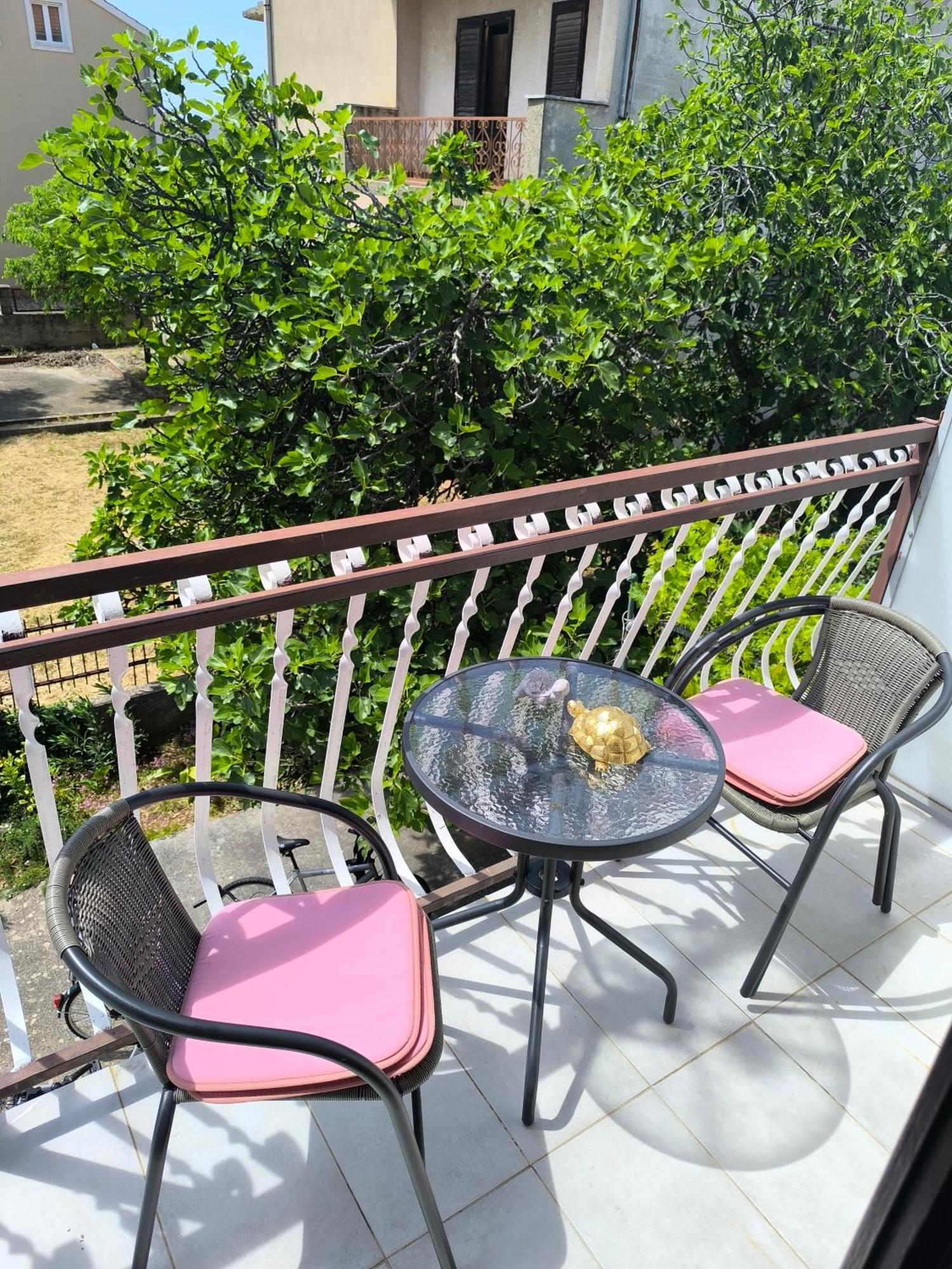 Apartmani Jadranka Vodice Ruang foto