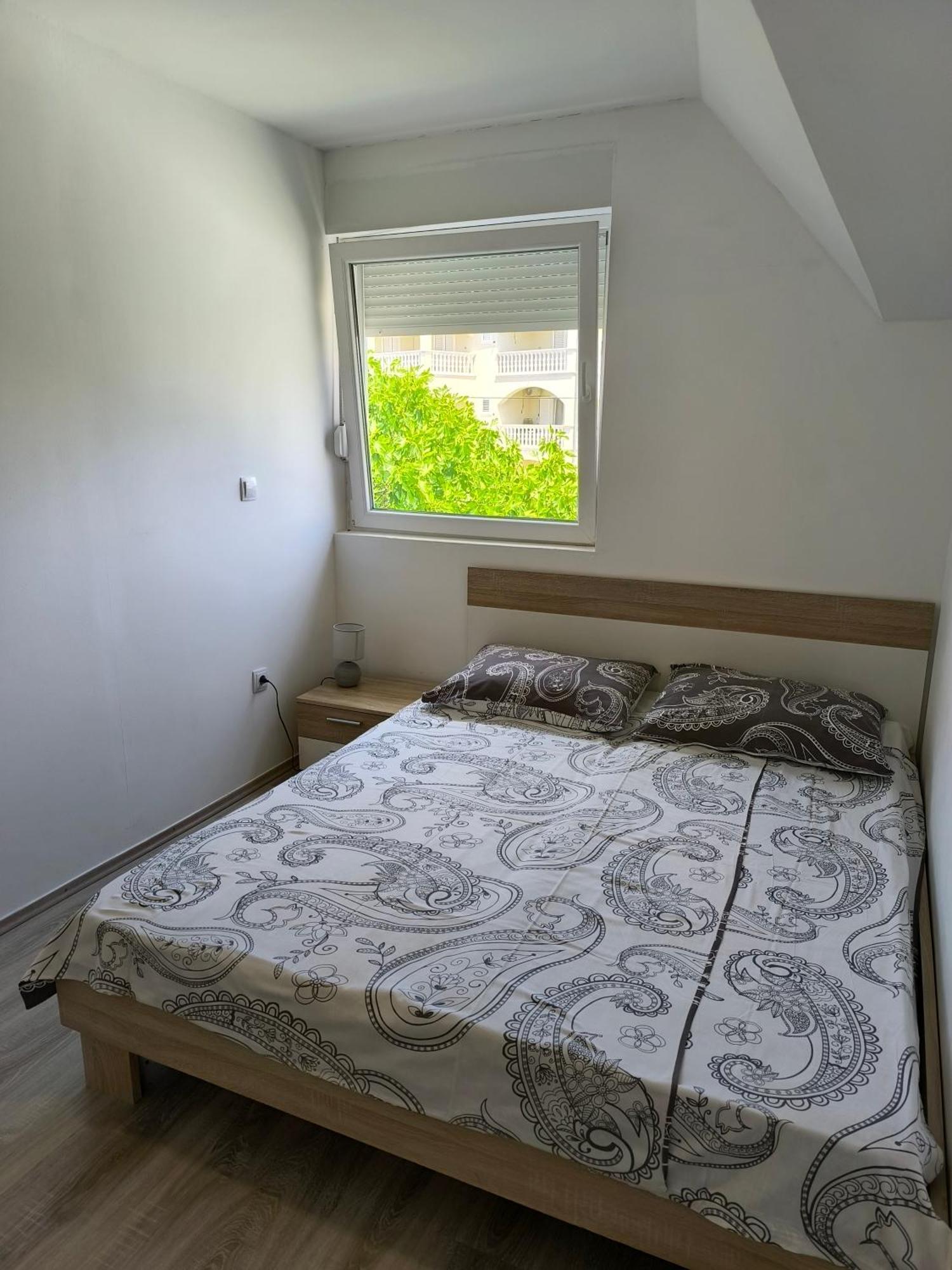Apartmani Jadranka Vodice Ruang foto